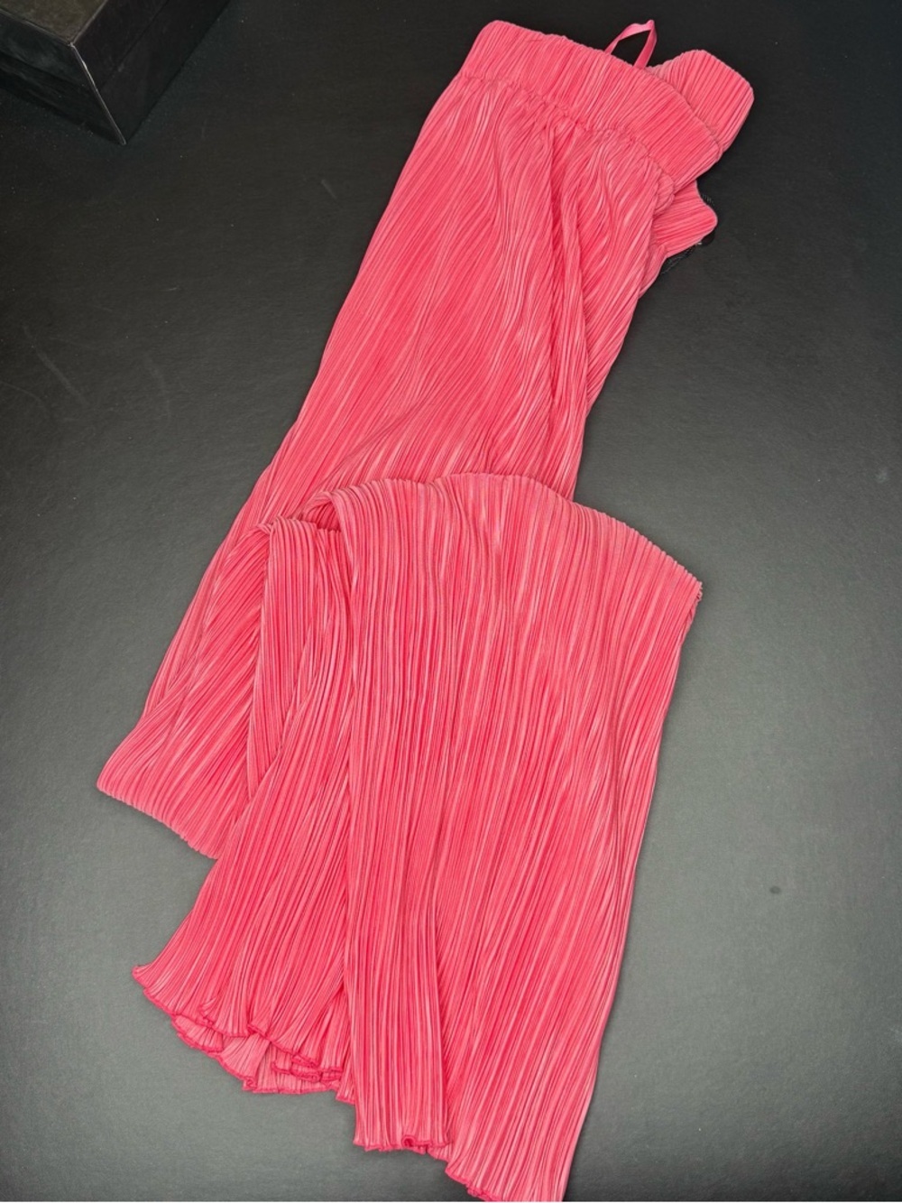 Gianni Bini Coral-Pink Pleated Top